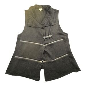 Sioni Studio Woman 2X Black Knit Vest Faux Fur Collar Zip Detail Pockets